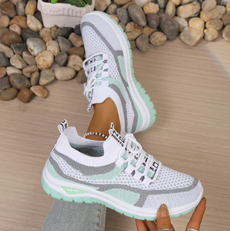 Nerina™ | Lightweight, comfortable trainers